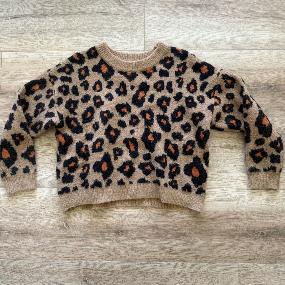Astr Leopard Print Crew Neck Sweater - Tan and Black